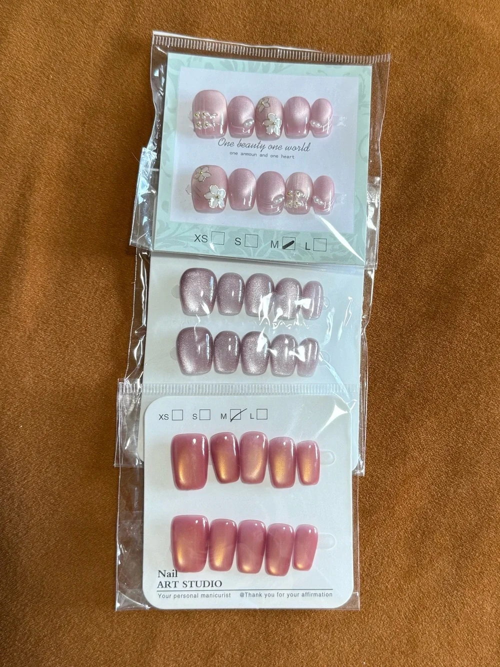 Handmade Press-On Nail Bundle Size Medium — Pink Pearl & Rose Ombre Designs